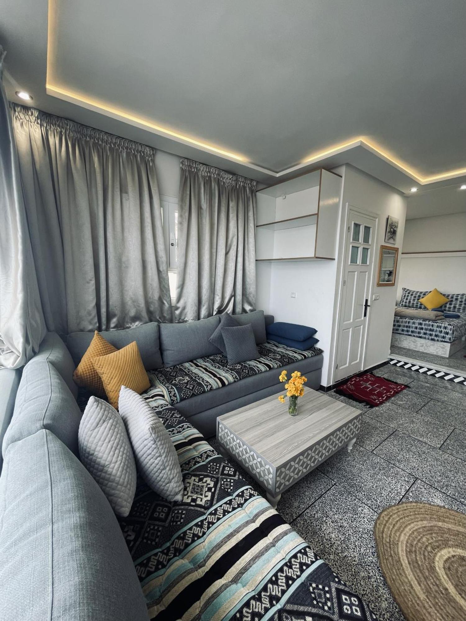Big Blue Guest House 임수안 외부 사진